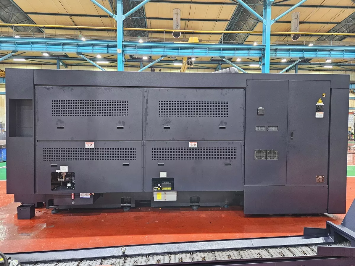 Hwacheon Hi-TECH 550AL MC - Baujahr: 2026 Bild-3