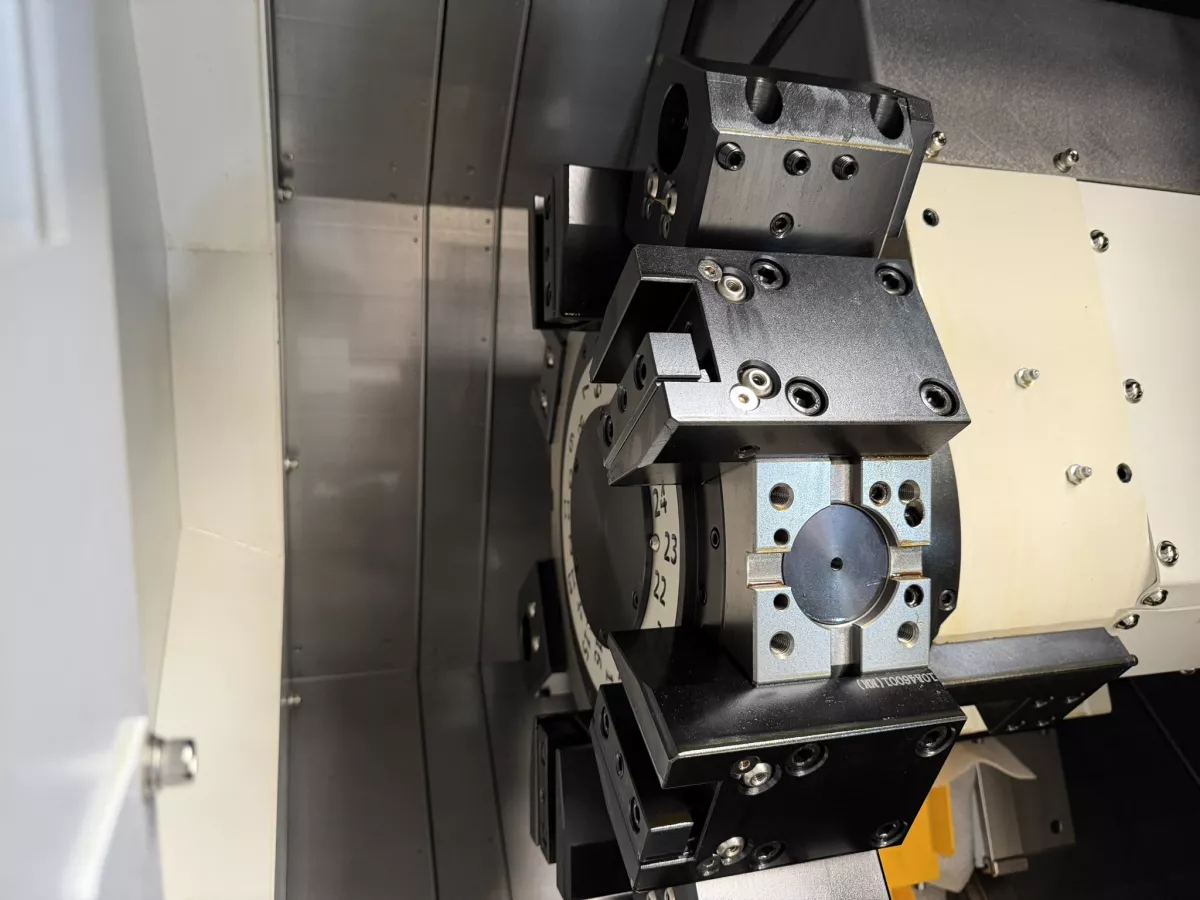 Hwacheon CUTEX 180BL YMC  - Baujahr: 2026 Bild-5