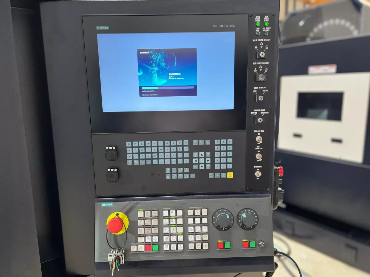 Hwacheon HITech 230 BL YMC  - Baujahr: 2026 Bild-3