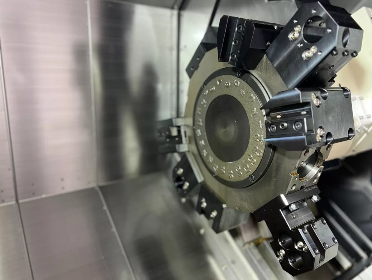 Hwacheon HITech 230 BL YMC  - Baujahr: 2026 Bild-4