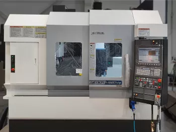Okuma GENOS M560-V-e - Baujahr: 